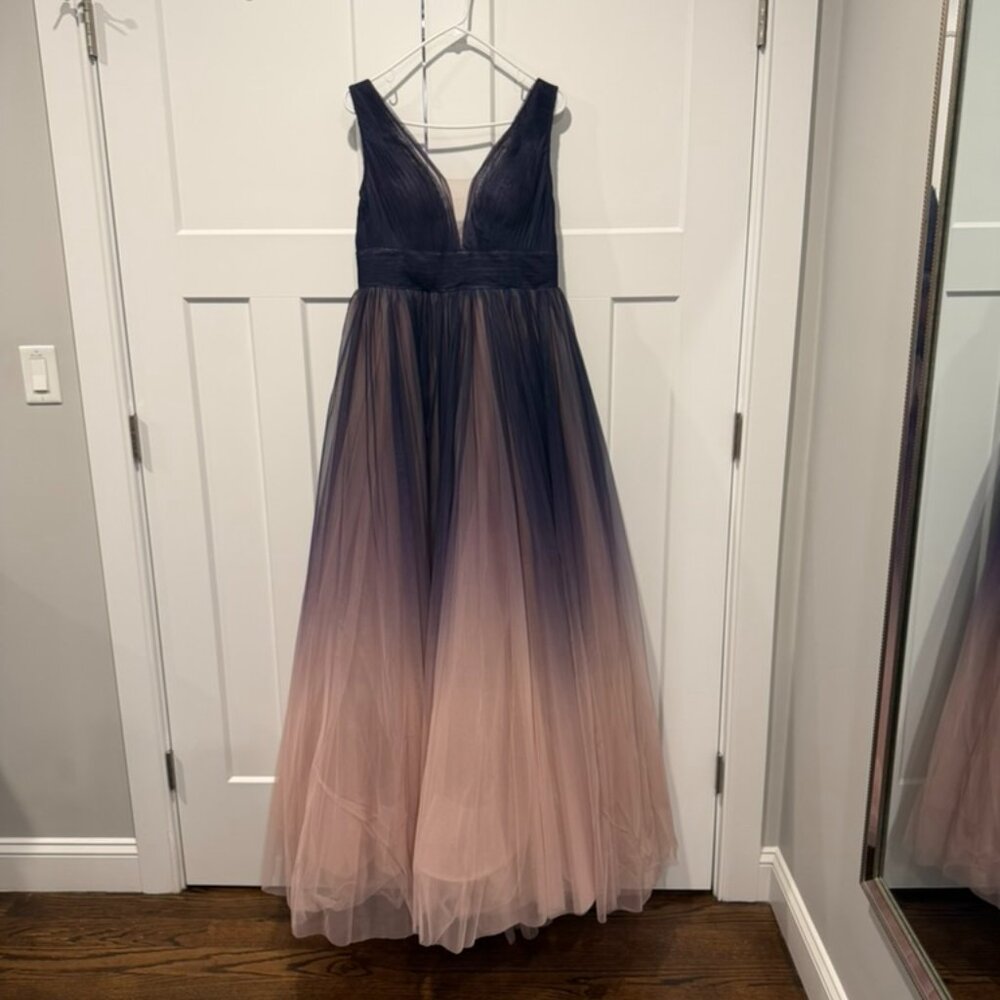 Mac Duggal Purple Sleeveless Ombre Tulle Ball Gown Size 10, Only Worn Once! - Picture 4 of 7